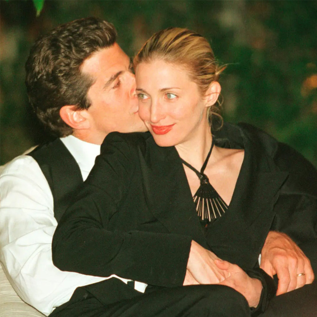 How to Get Carolyn Bessette-Kennedy’s Iconic Look